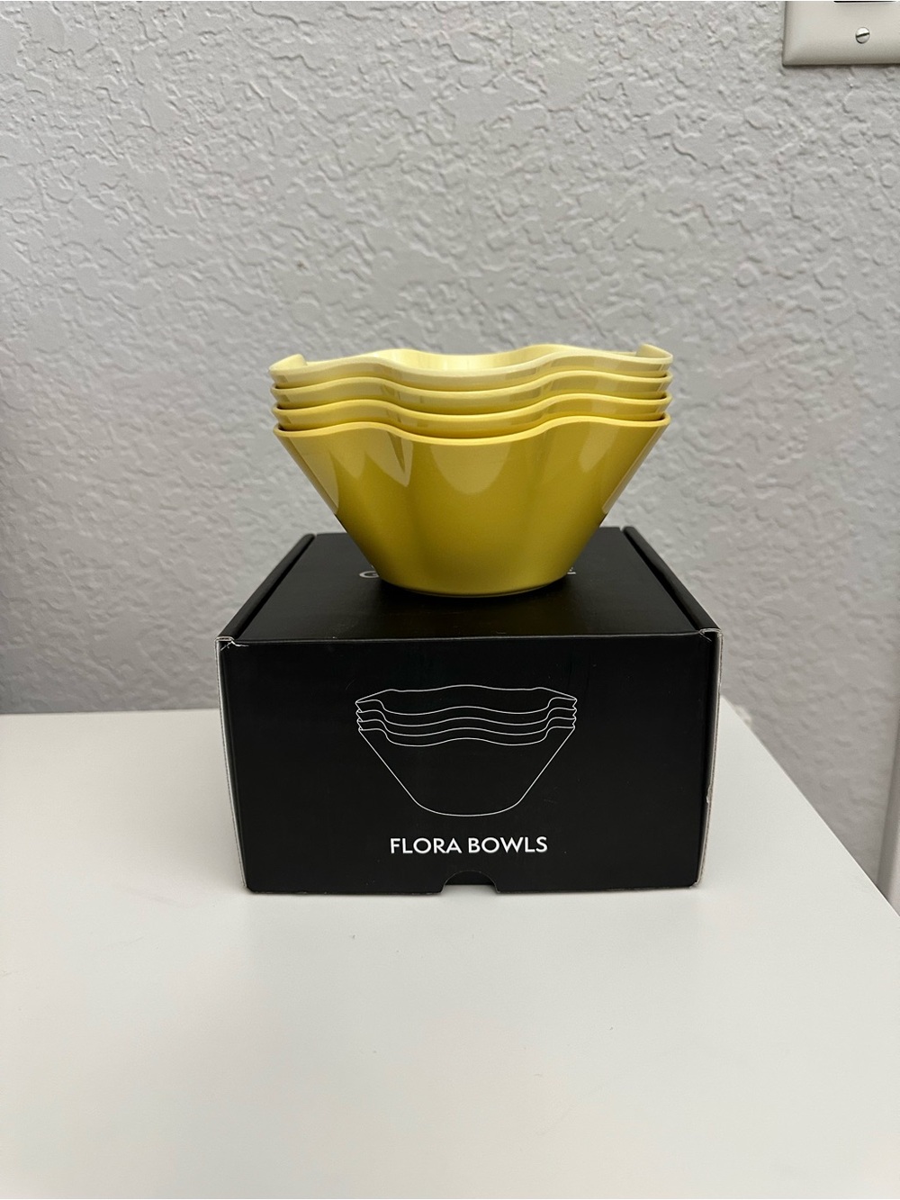 Greg Natale Melamine Flora Yellow Ombre Bowls-Set of 4-NEW